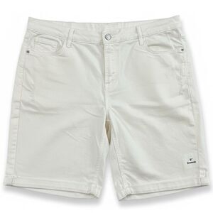 Old Navy White Denim Bermuda Shorts Size 16 Mid Rise Stretch 9" Inseam Summer